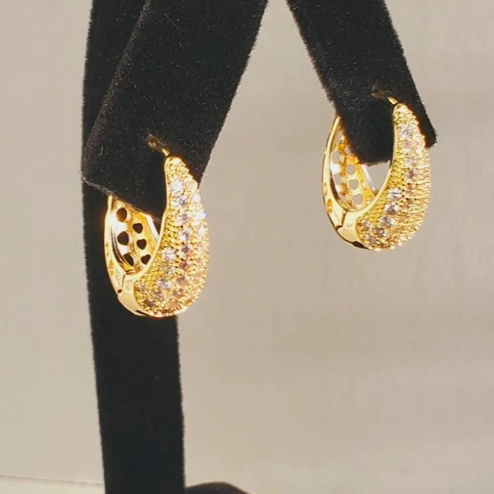 14K Gold Chunky Hoop 2ct Diamond Earrings Womens Oval Hoops Ladies Jewelry 2 ct - Picture 4 of 7